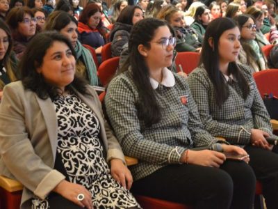 Encuentro de educadoras de párvulos aborda el autismo en las aulas