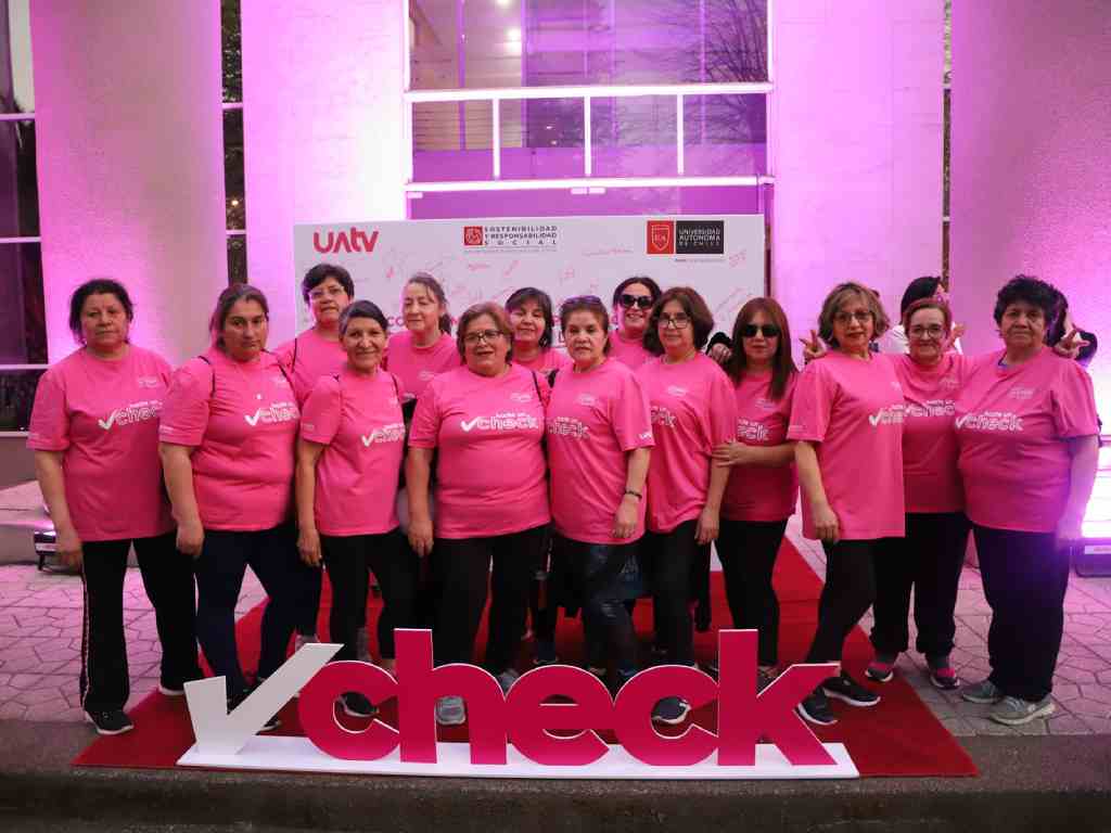 Foto grupal campaña hazte un check
