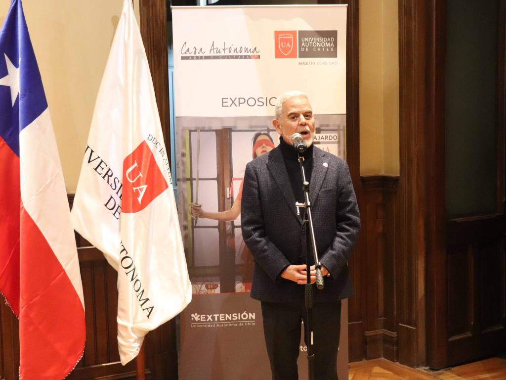 El Vicerrector de Sede Santiago, Sr. Francisco Baghetti Díaz