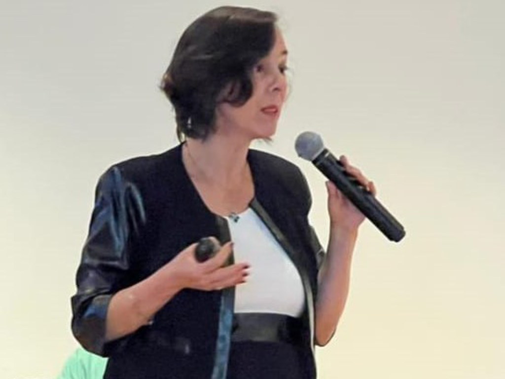 Mg. Maritza Castro Farías