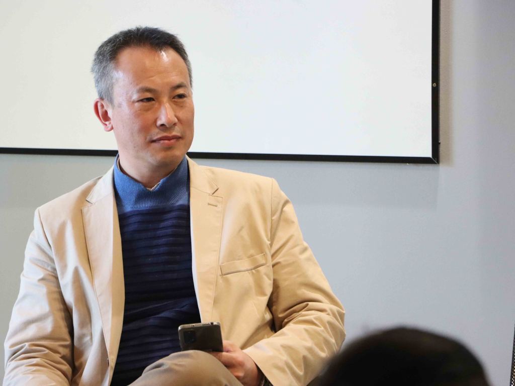 Robert Alphang Lam