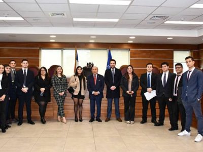 Estudiantes de la carrera de Derecho participaron en visita guiada a la Corte de Apelaciones de San Miguel 