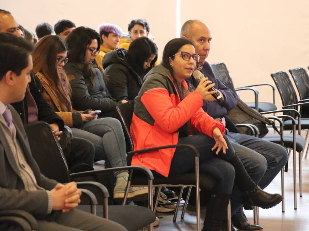 Representantes de la empresa Megatime