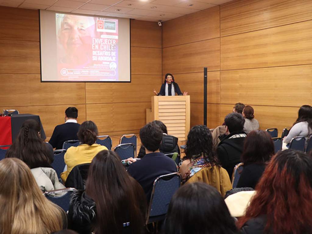 Ponencia en charla adultos mayores