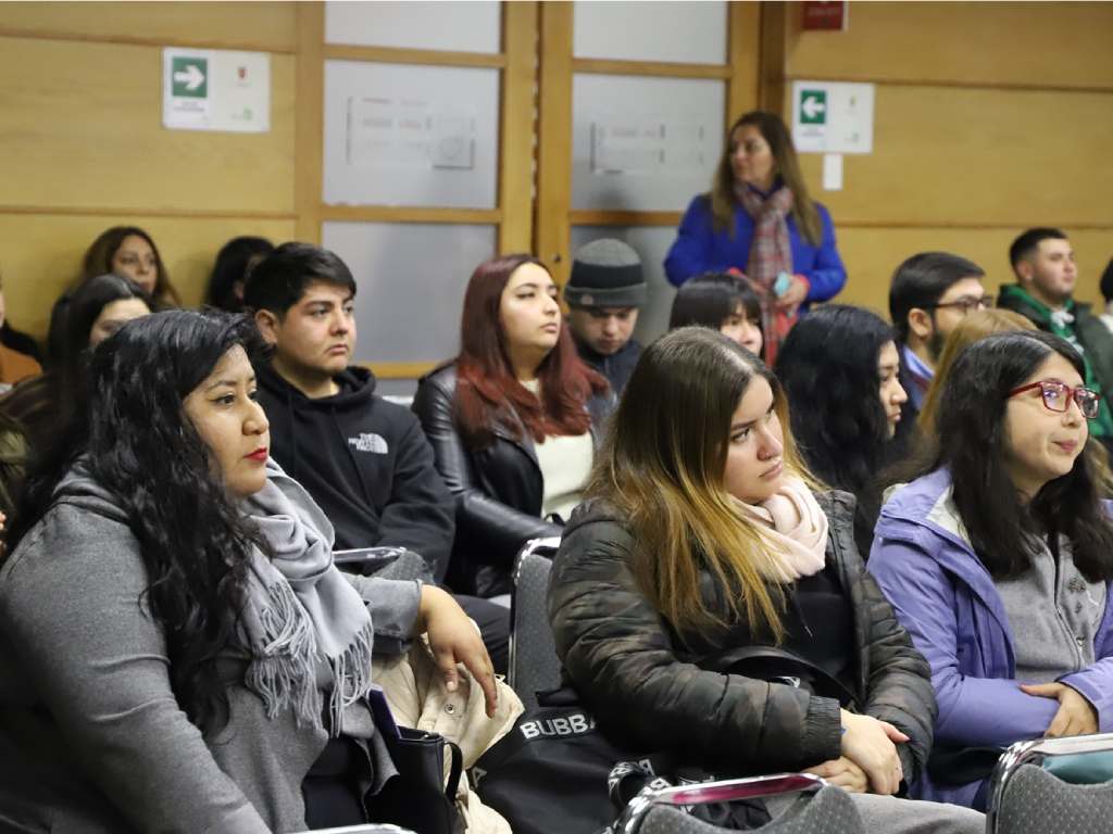 Asistentes al Encuentro Intercultural