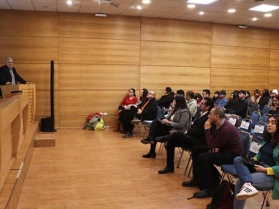 Carrera de Psicología en Campus El Llano Subercaseaux realizó charla para informar a sus estudiantes los detalles de su proceso de prácticas profesionales