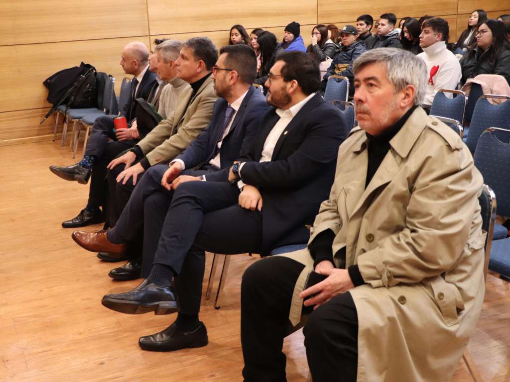Autoridades de la U.Autónoma presentes en la clase magistral