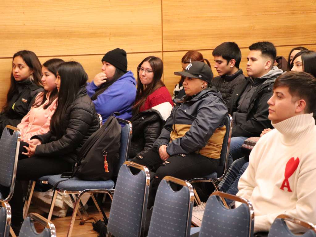 Estudiantes de Administración Pública