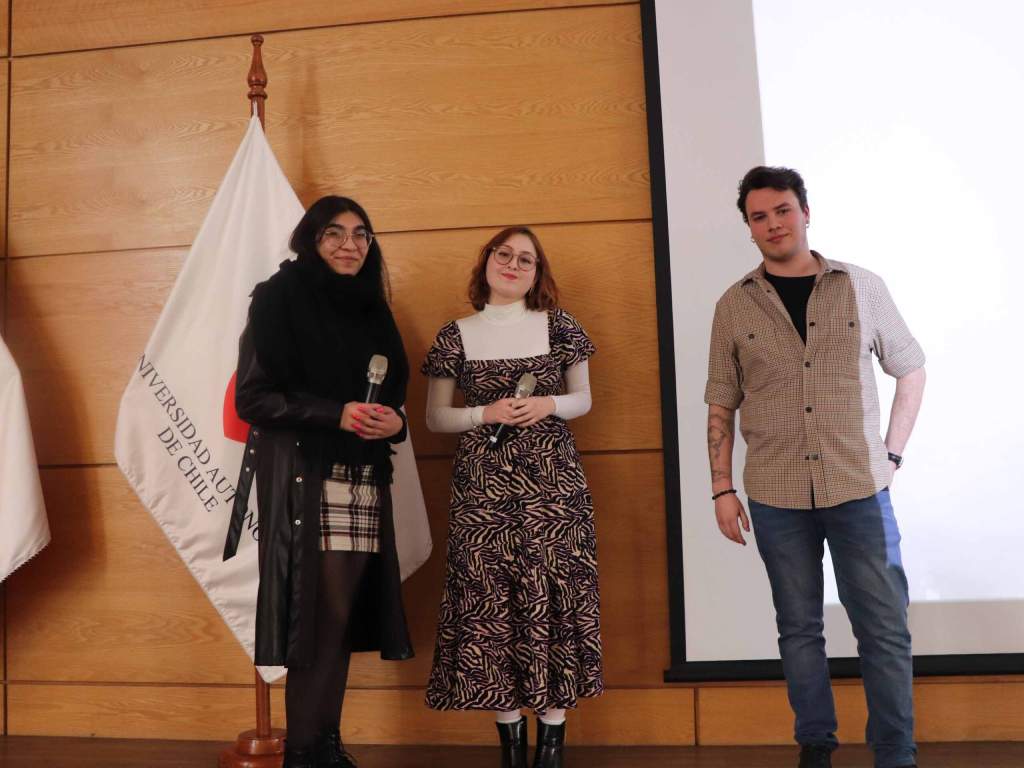 Estudiantes en la Clínica Publicitaria