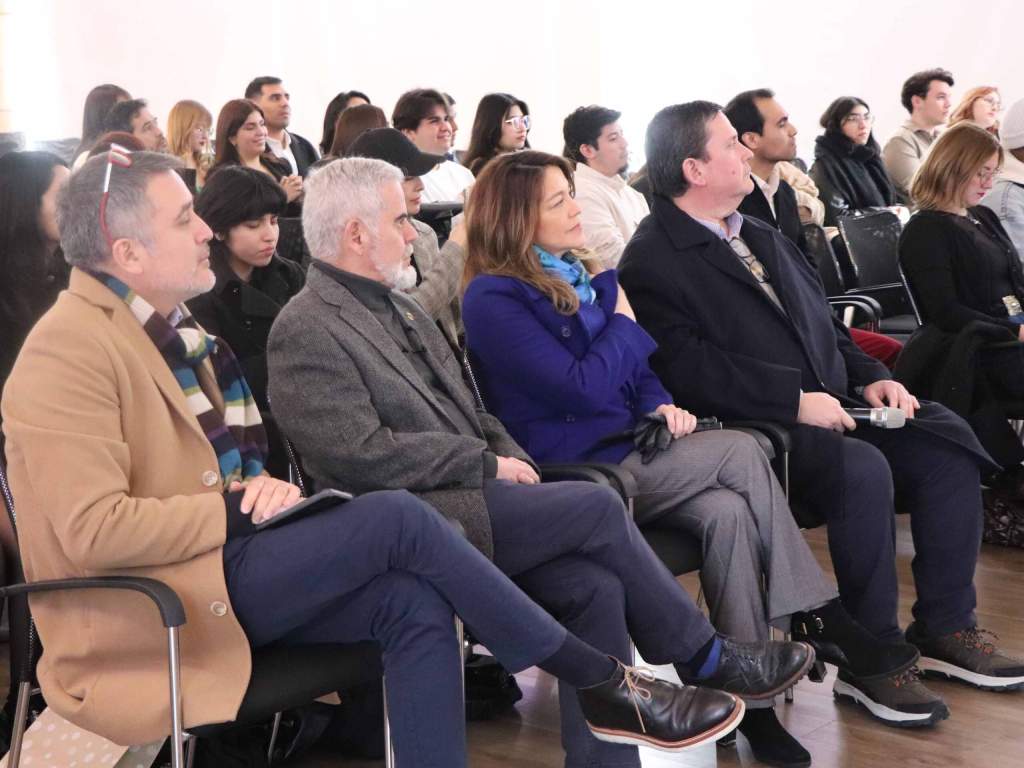 Autoridades de la Universidad Autónoma presentes en la actividad