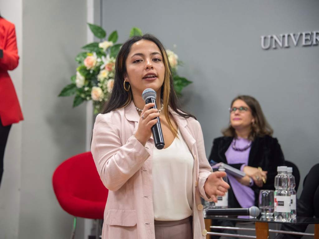 Exposición en el conversatorio