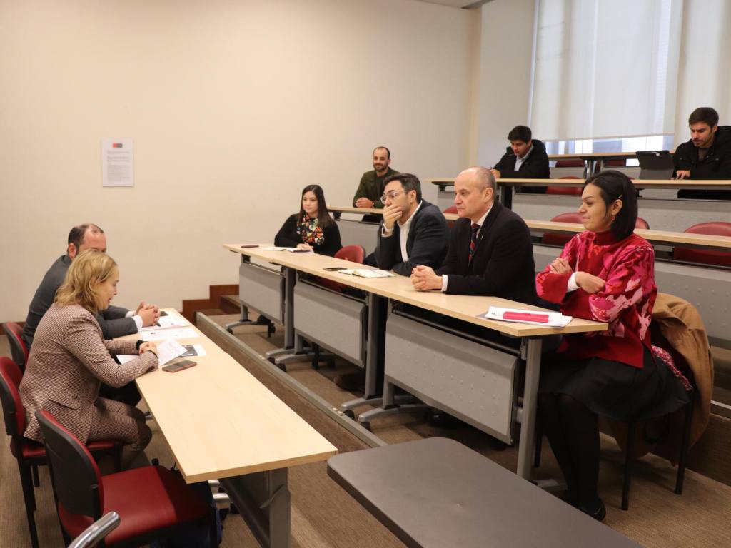Autoridades de la Facultad de Derecho de la Autónoma en el Encuentro Anual de revisión de laudos arbitrales