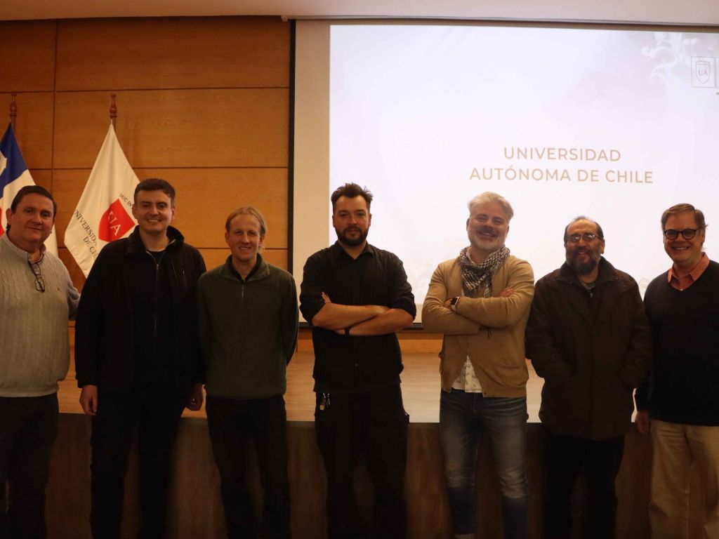 Docentes y autoridades de la carrera