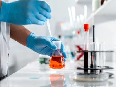 La revista científica y los datos de investigación como principal medio de comunicación de la ciencia
