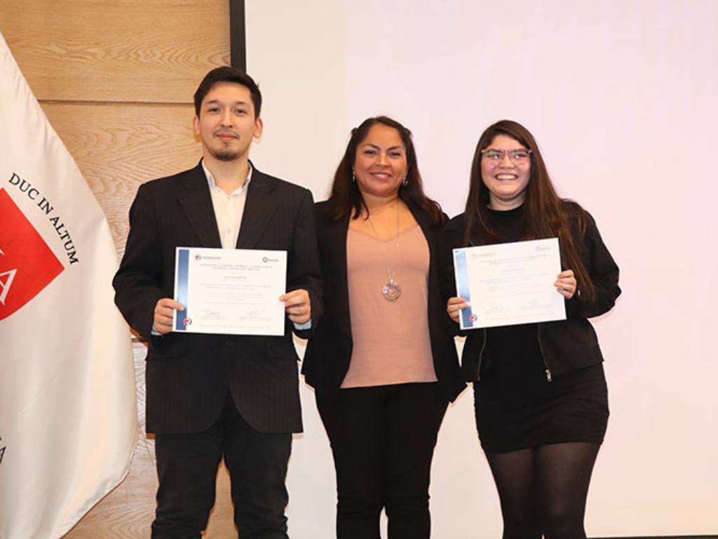 Estudiantes participantes del seminario
