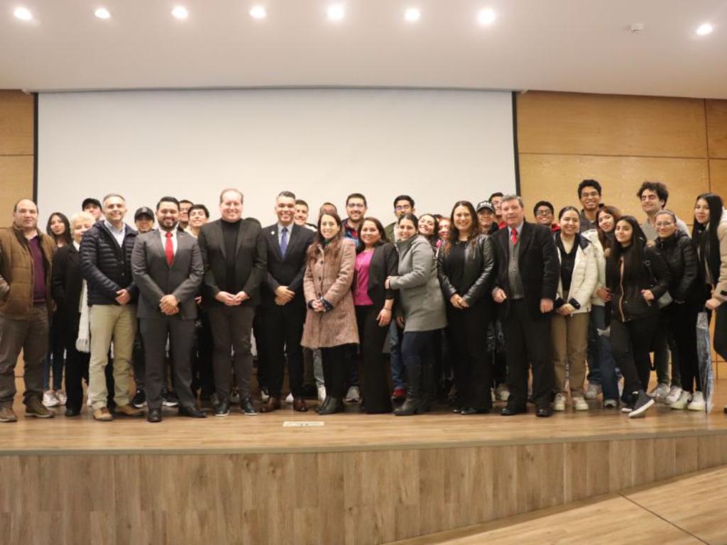 Todos los participantes del seminario