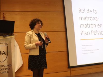 Carrera de Obstetricia y Puericultura de Sede Santiago realizó su seminario sobre piso pélvico
