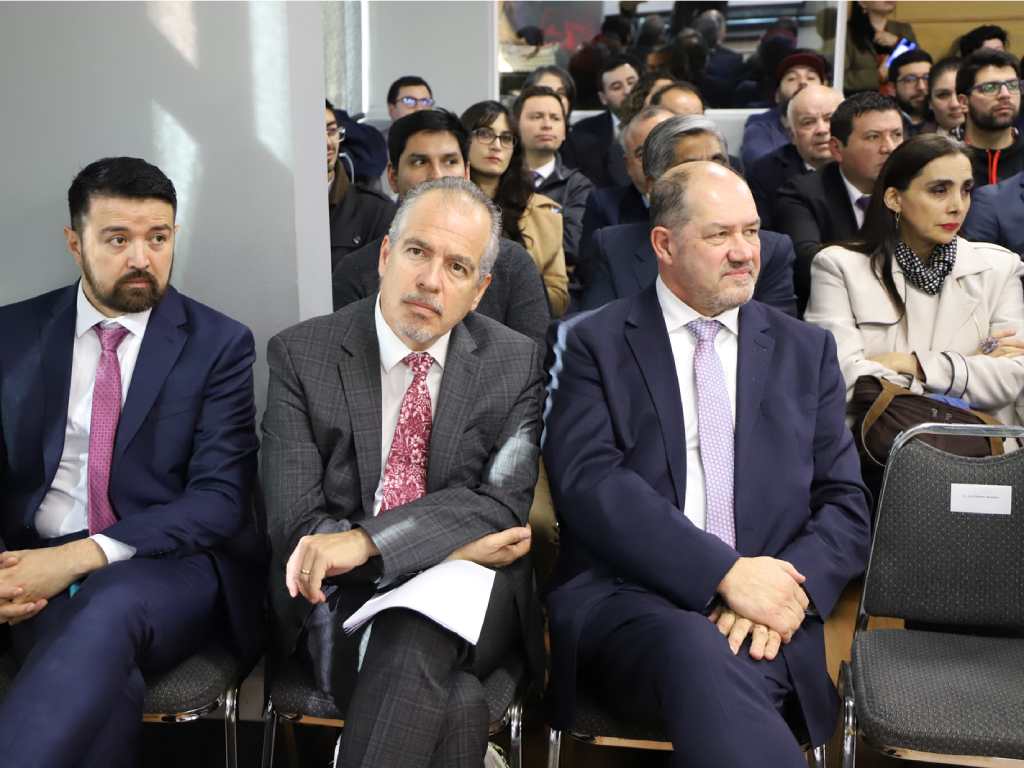 Miembros de la comunidad jurídica