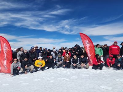 Estudiantes de la Universidad Autónoma se aventuran en la Escuela de Liderazgo en la Reserva Nacional de Malalcahuello