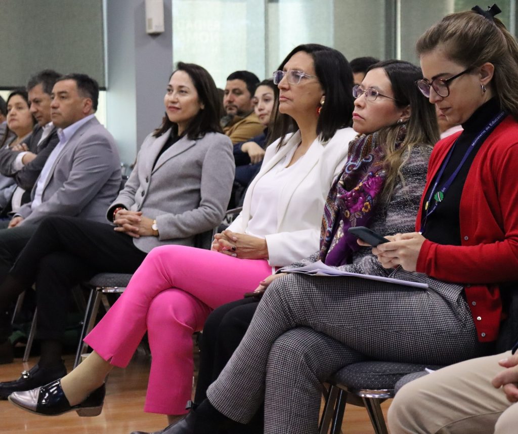 FOTO expertos ua en encuentro de educacion 2