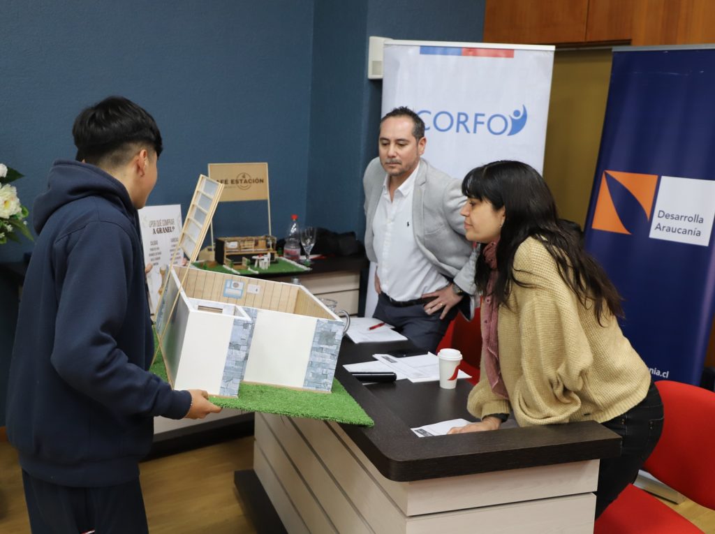FOTO feria de emprendimiento 2