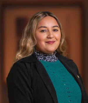 Karla Neira Flores