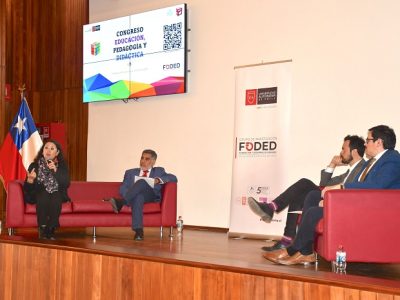 Congreso “Puentes entre la escuela y la universidad” genera espacio para el diálogo y debate de experiencias educativas