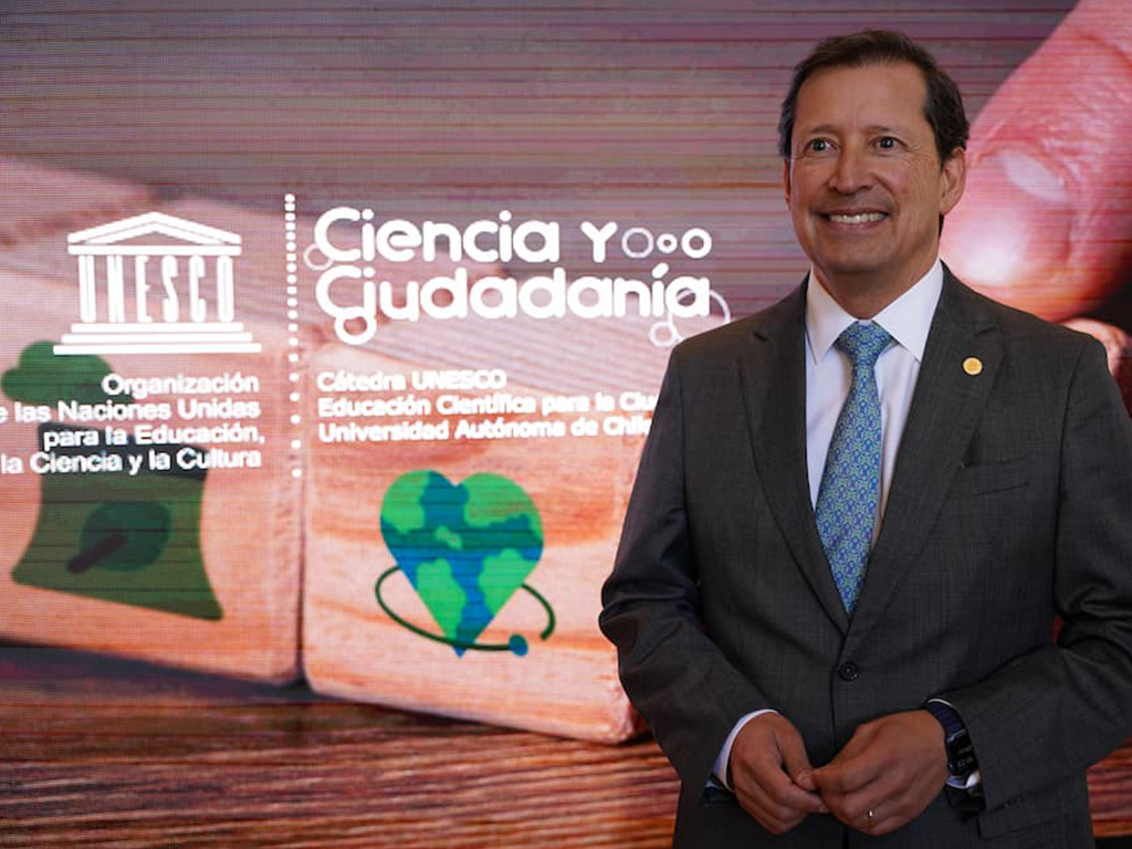 Dr. Ivan Suazo Vicerrector de Investigacion y Doctorados 1