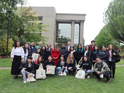 American Corner de la U. Autónoma organiza charla sobre técnicas de vida al aire libre y liderazgo para la protección del medioambiente