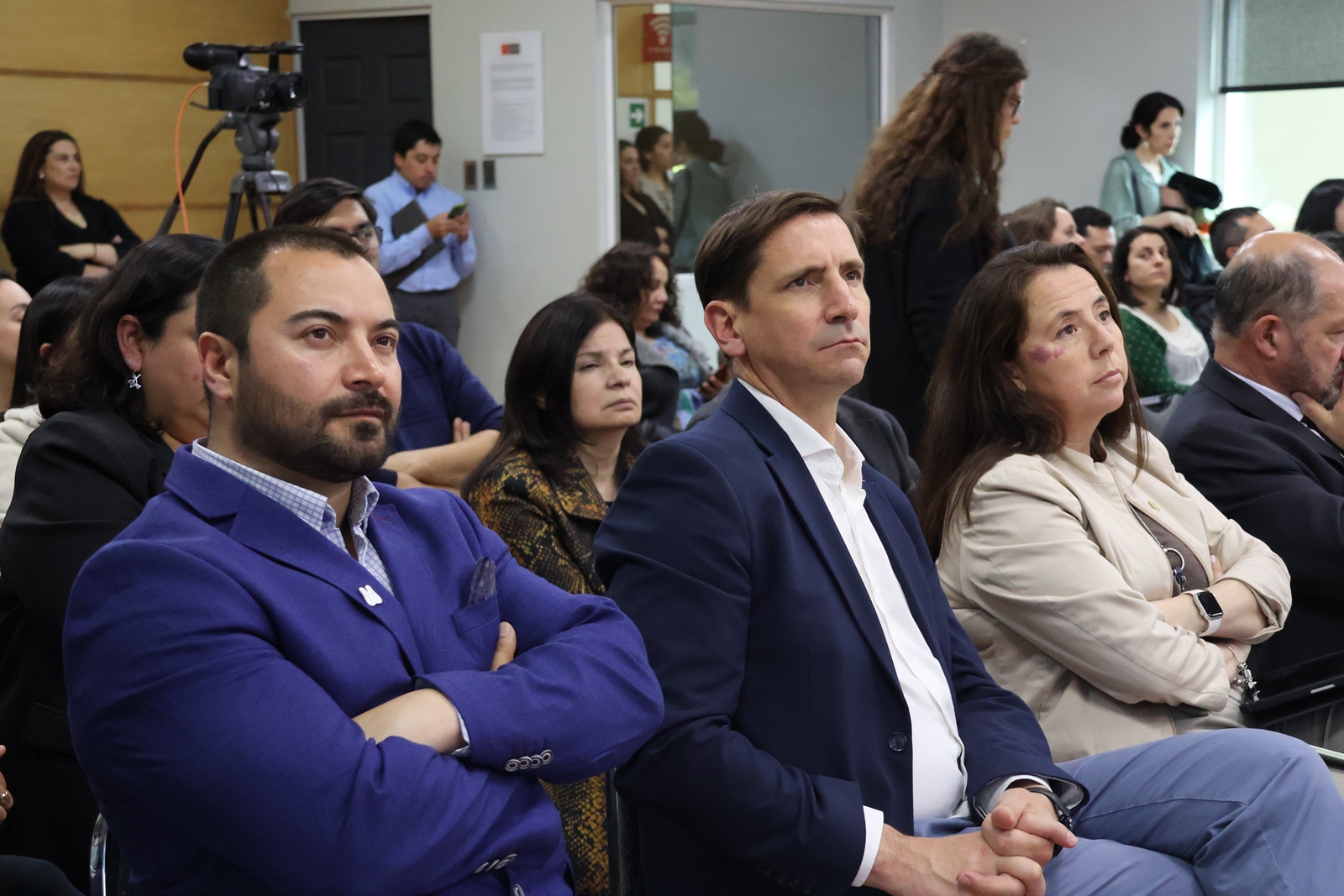FOTO cierre conversatorios 6