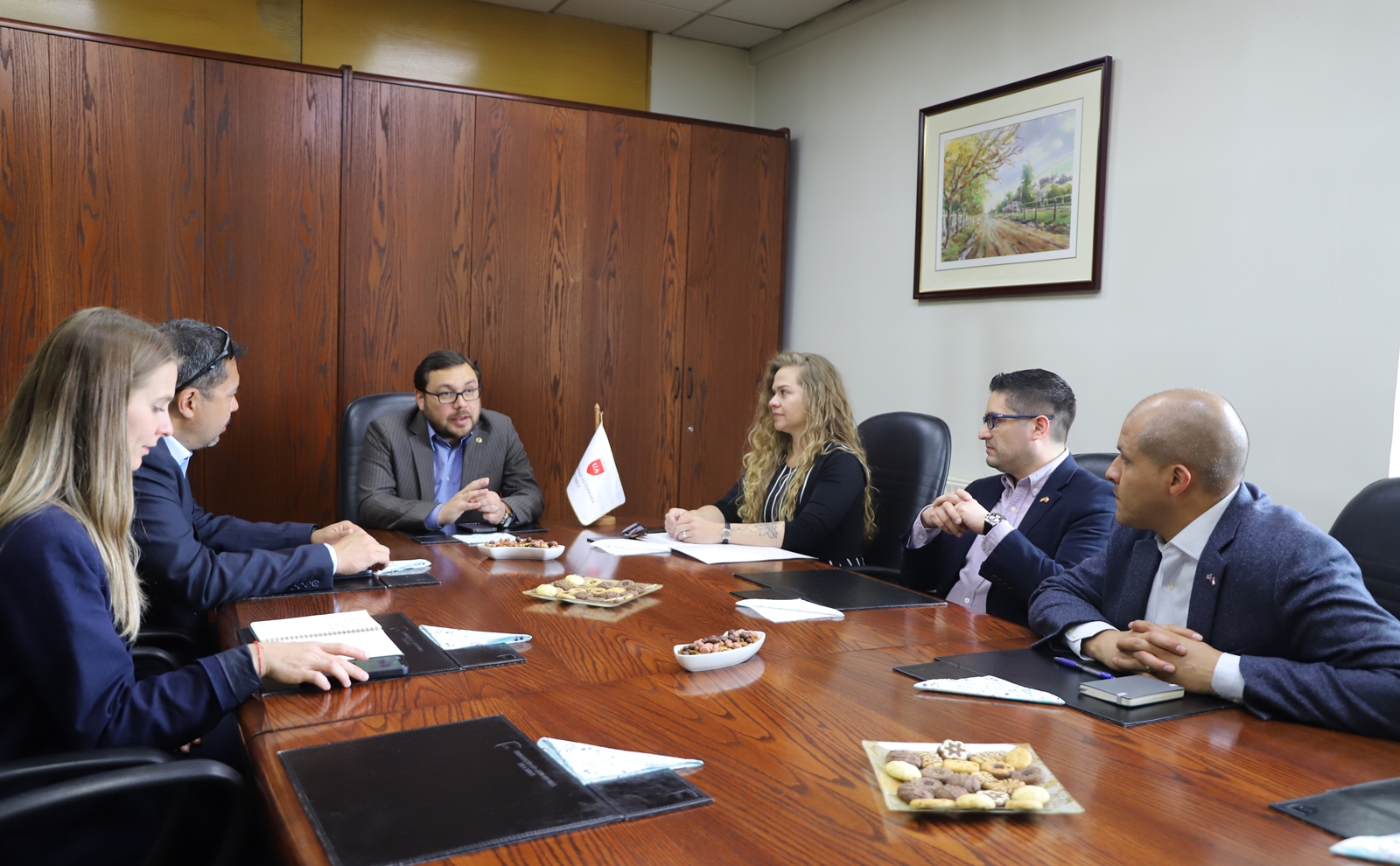 FOTO visita jefe mision ee.uu 3