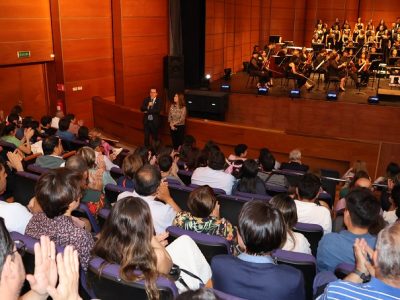Comunidad disfruta tradicional Concierto de Navidad gracias a alianza entre TRM y la U. Autónoma en Talca