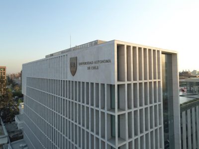 Universidad Autónoma de Chile obtiene acreditación de Nivel Avanzado por 5 años hasta agosto de 2030