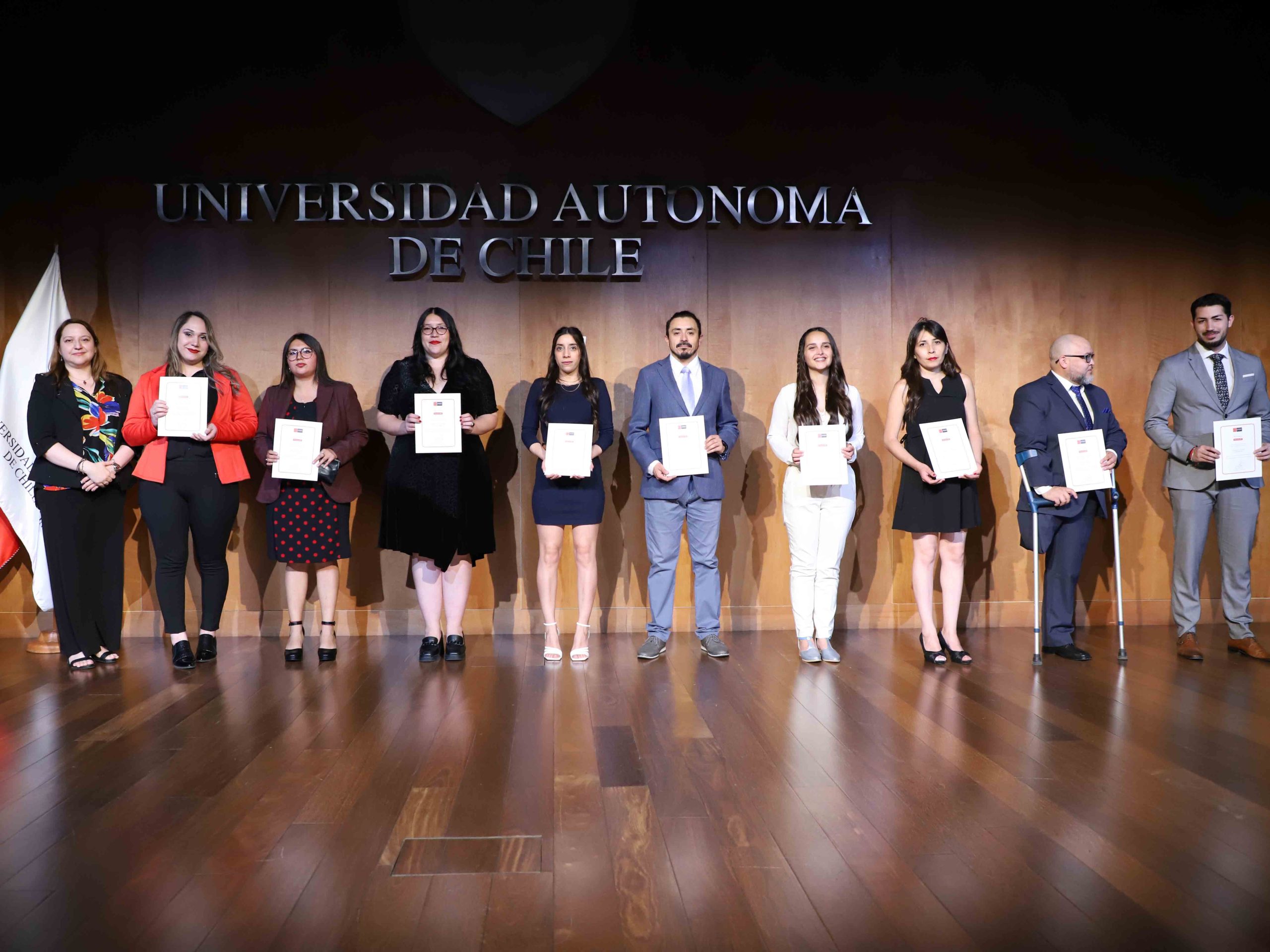 Estudiantes de tercer año de la Carrera de Derecho recibieron su certificado Ius Postulandi