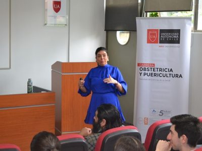 Obstetricia y Puericutura aborda con expertos temática de la bioética en el nacimiento