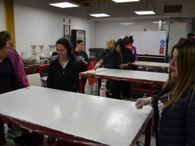 U. Autónoma apoya a grupo de mujeres en certificación como maestras de construcción