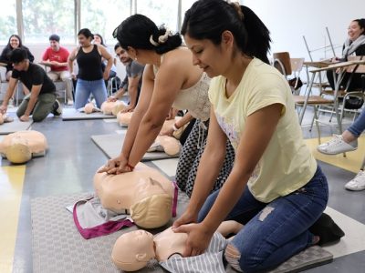 Alta participación de la comunidad en Escuela de Verano impartida por la Universidad Autónoma en Talca
