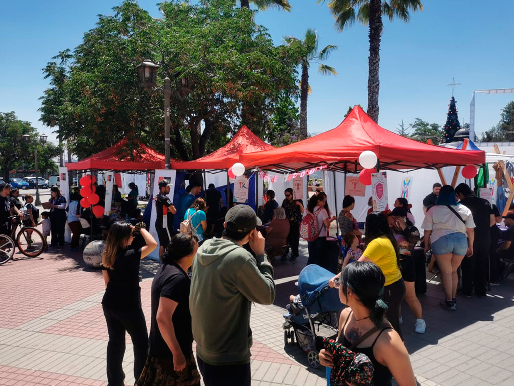 Feria con Facultad de Ciencias de la Salud
