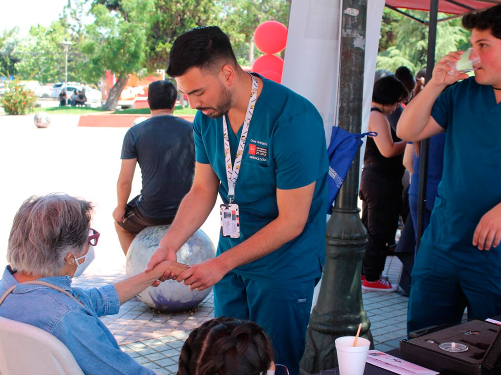 Feria con Facultad de Ciencias de la Salud