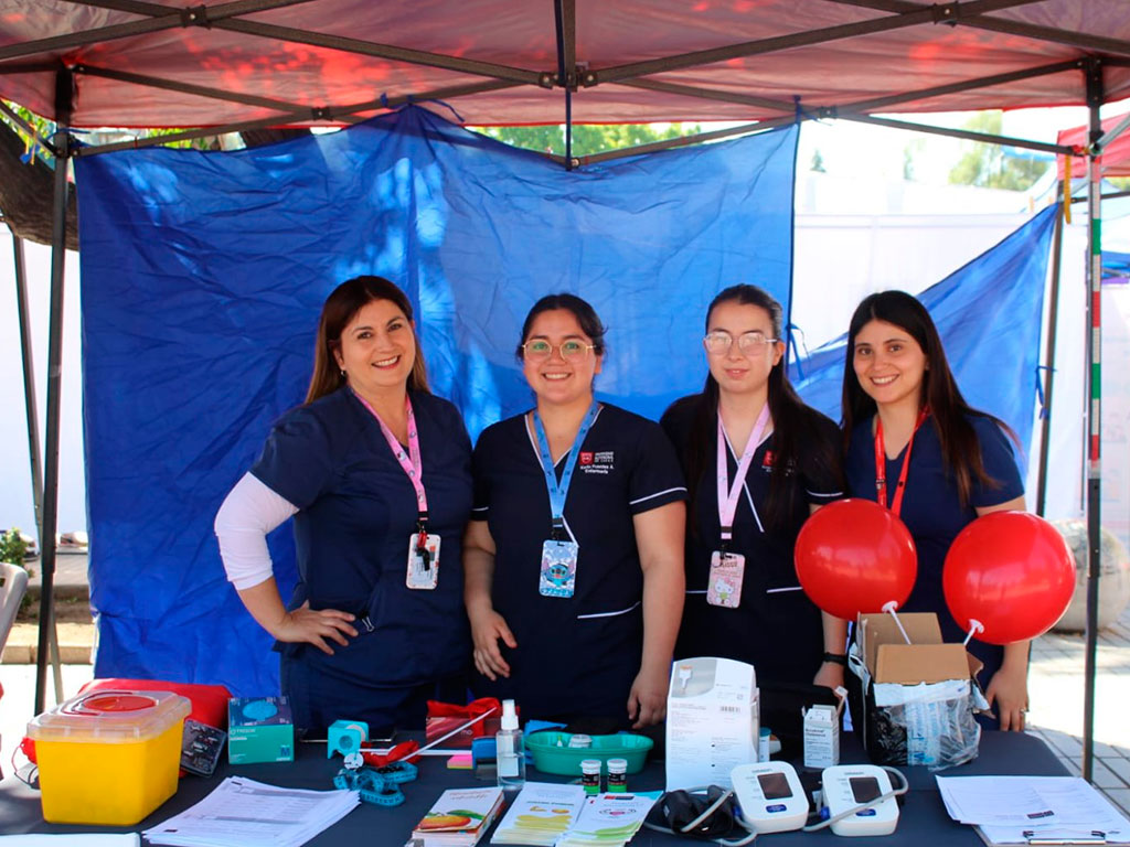 Feria con Facultad de Ciencias de la Salud