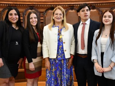 Egresados de Derecho obtuvieron primeros lugares en concurso sobre Lenguaje Claro del Poder Judicial