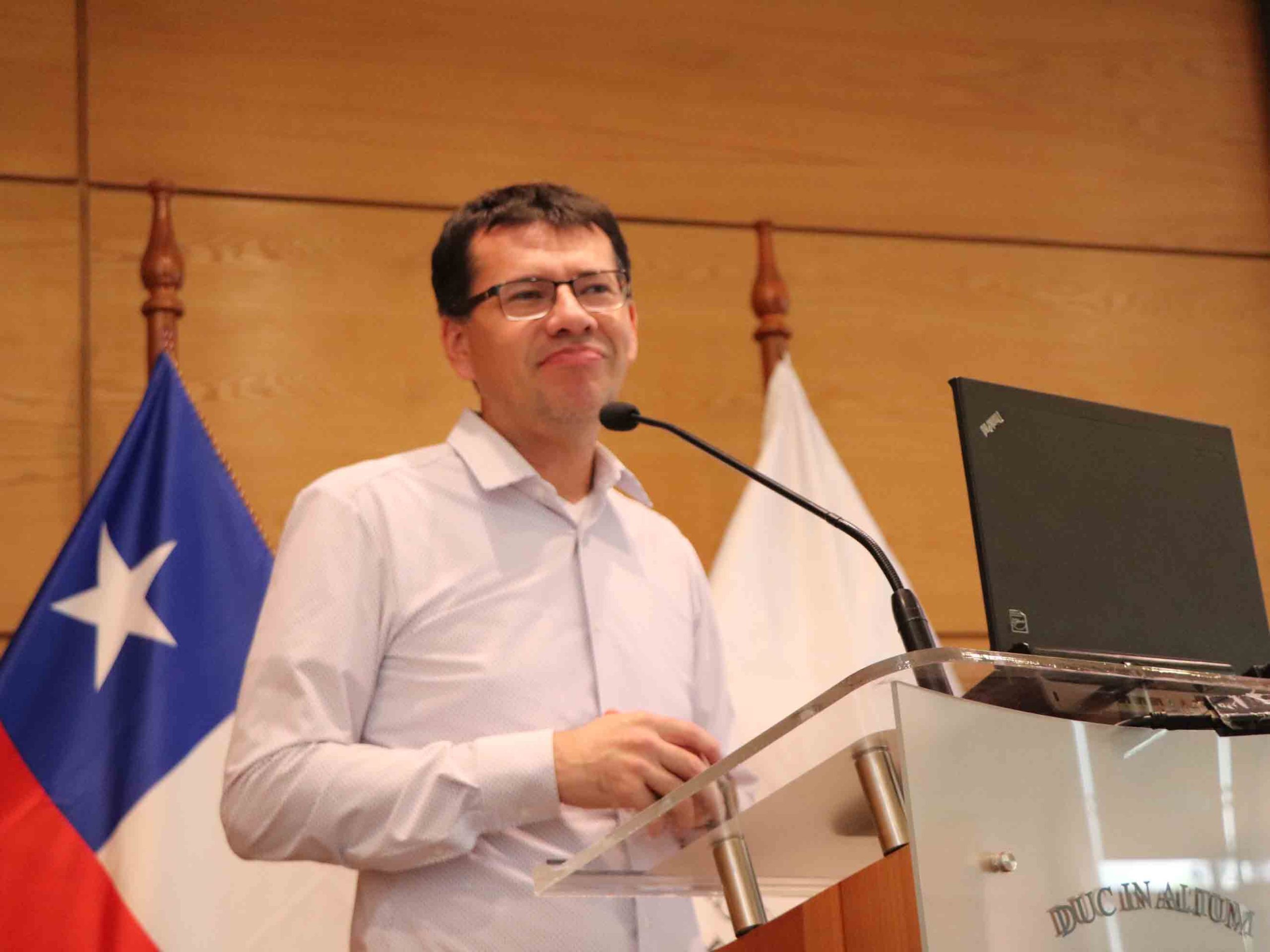 Decano Rodrigo Montero