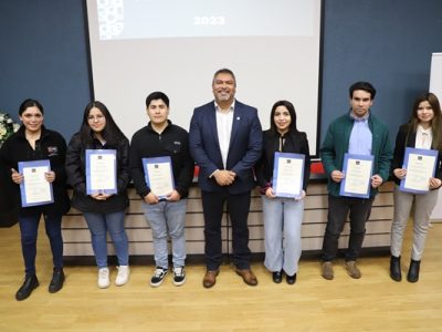 Estudiantes de Ingeniería en Construcción reciben certificación en cursos clave para su desarrollo profesional