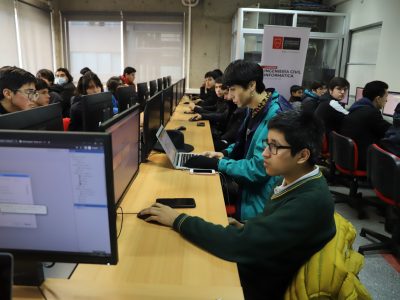 Alumnos del Liceo Bicentenario participaron en Taller de Finanzas organizado por la Universidad Autónoma de Temuco