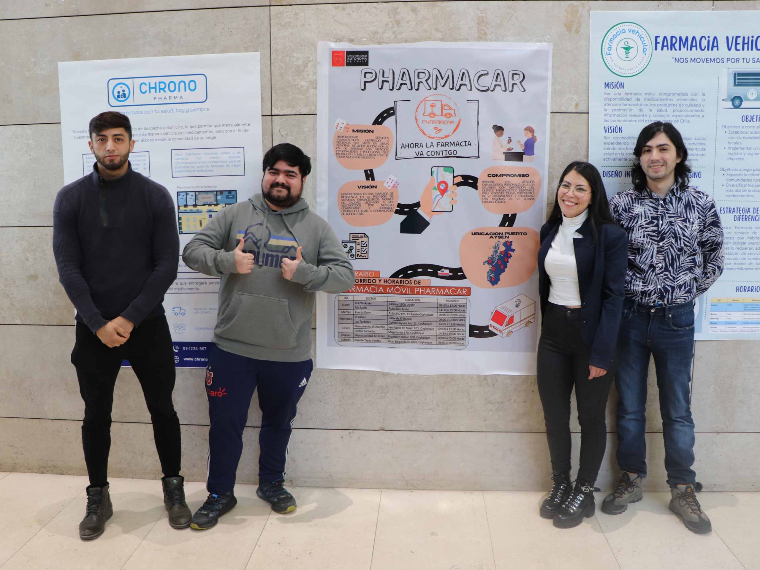 Estudiantes de Química y Farmacia presentaron pósteres científicos en Sede Santiago