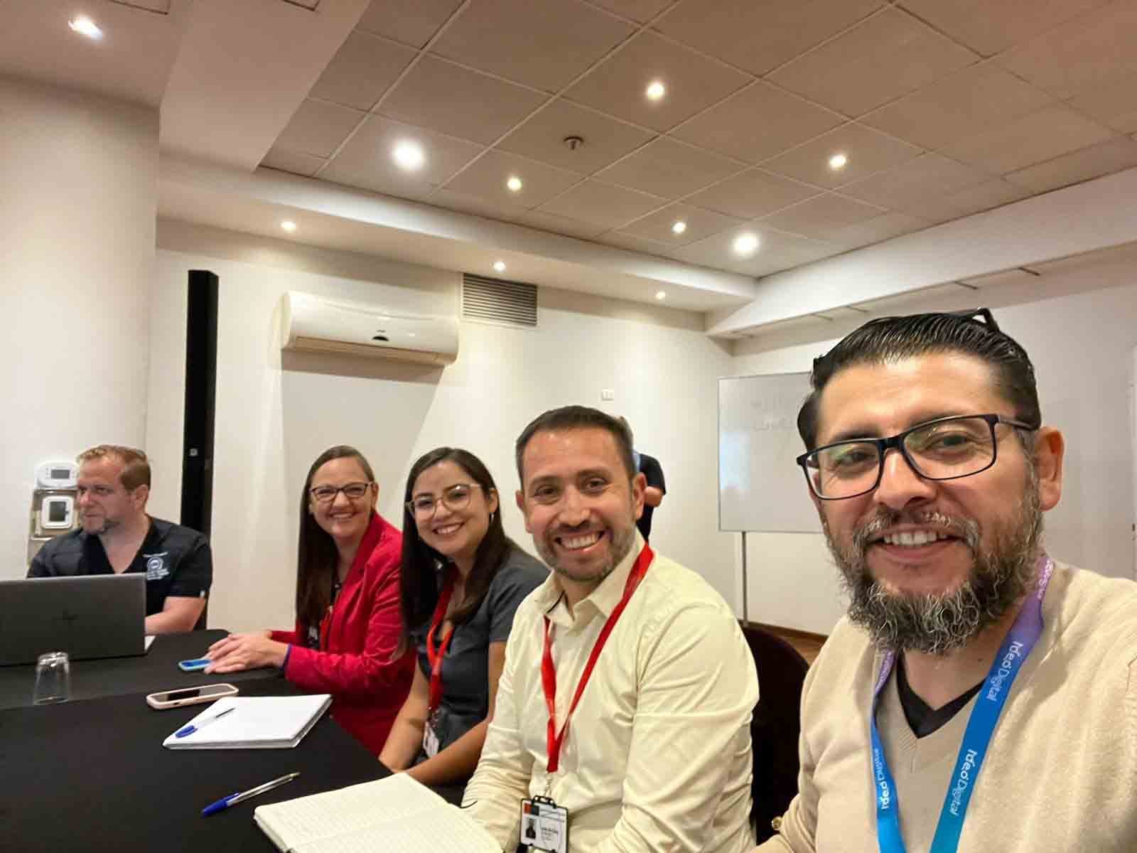 Juan Salas y los coordinadores