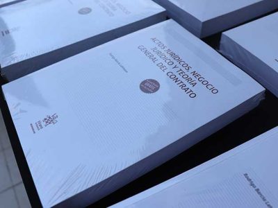Decano de la Facultad de Derecho presentó su más reciente obra en dependencias de Casa Autónoma, Arte y Cultura