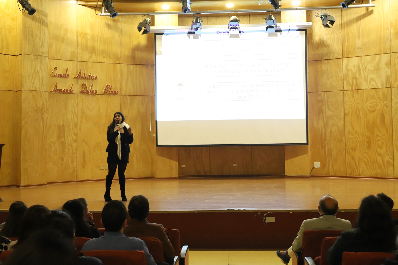 FOTO exposicion jornada convivencia escolar 3