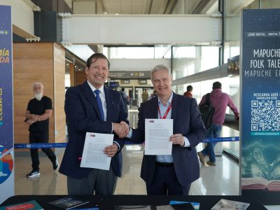 Universidad Autónoma y Aeropuerto de Santiago firman acuerdo de colaboración para disponer descarga gratuita de libros