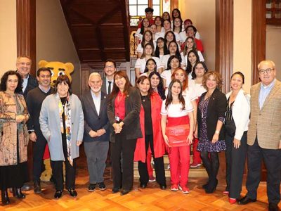 Grupo de 30 estudiantes de Obstetricia y Puericultura de la Universidad Autónoma de Chile viajará a Paraguay para realizar su práctica curricular